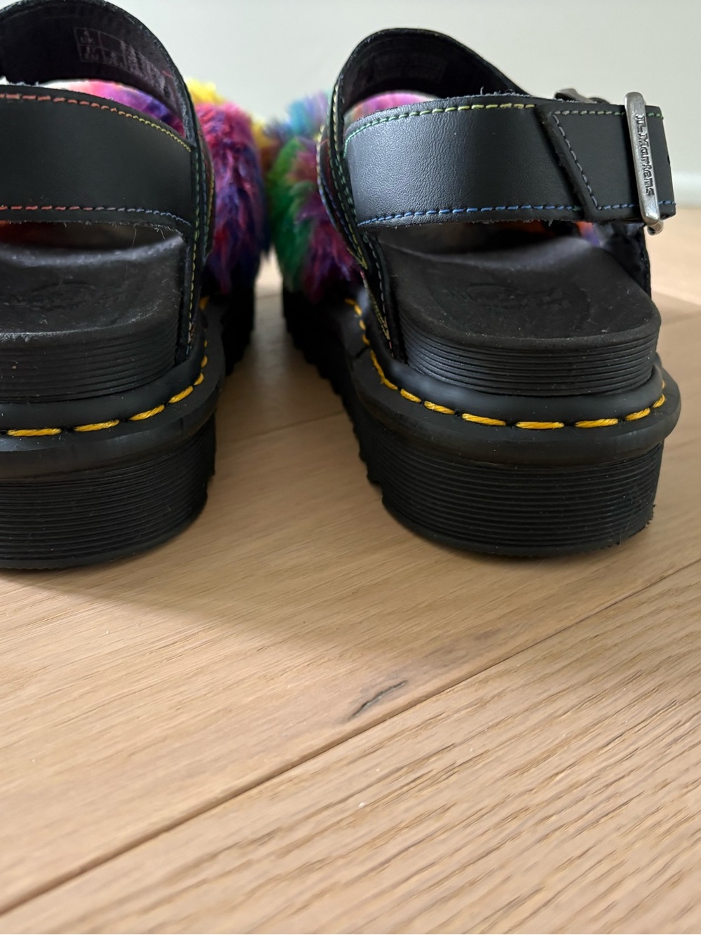 Dr. Doc Martens Voss II Fluffy Faux Fur Strap Leather Sandals EU 37 US 6 Used 1x - Picture 5 of 6